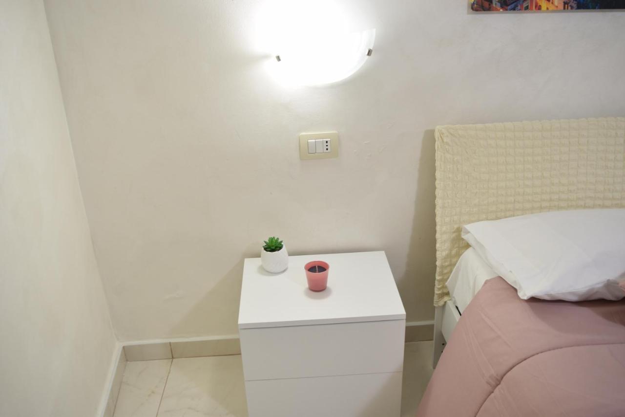 Apartment Grimi House Rione Sanita Naples